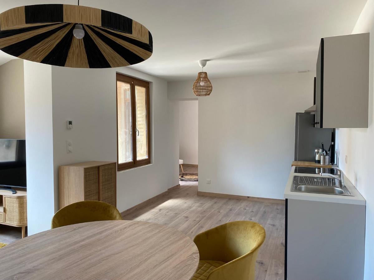 La Maison Apartment Roanne Luaran gambar